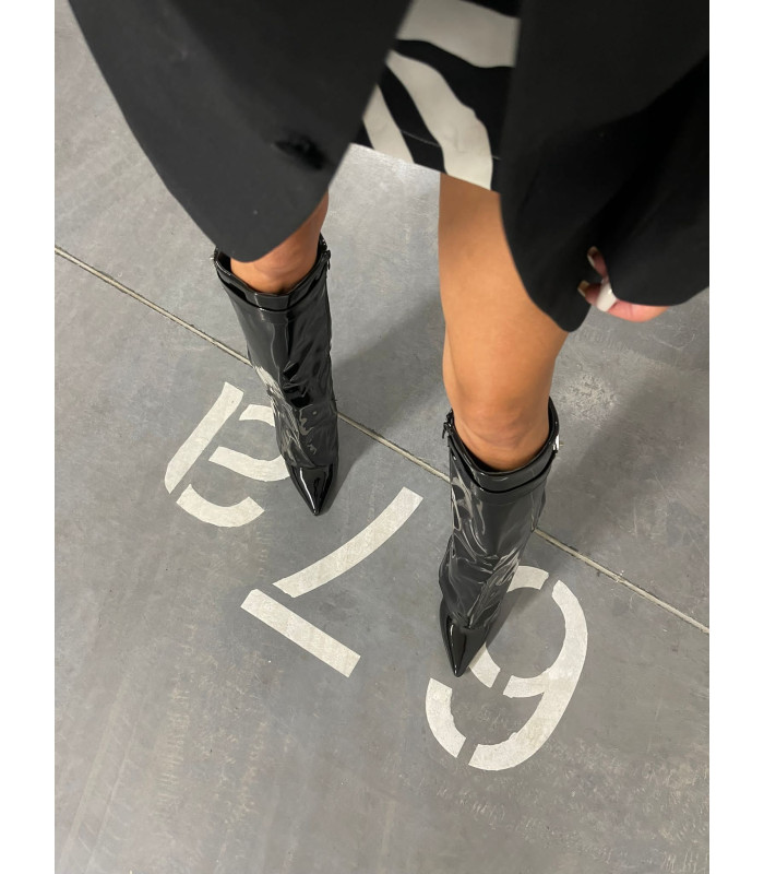 Czarne Lateksowe Kozaki Givana