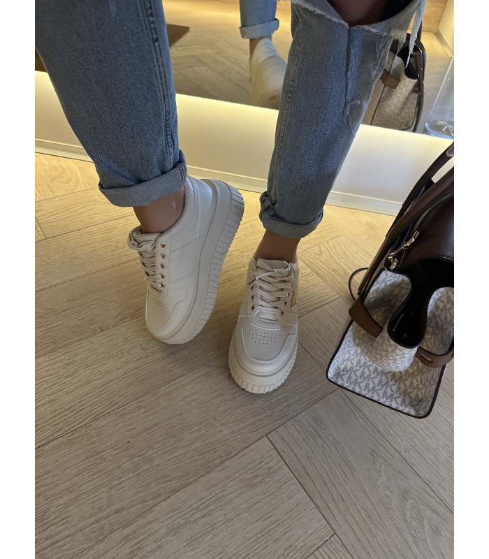 Beżowe trampki na podwyzszeniu