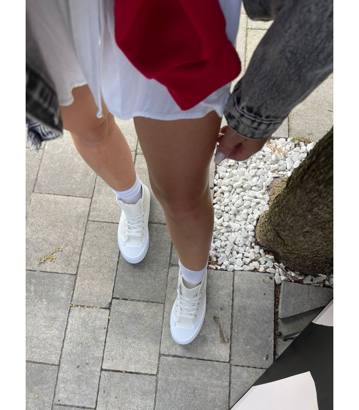 Białe Trampki Cassi