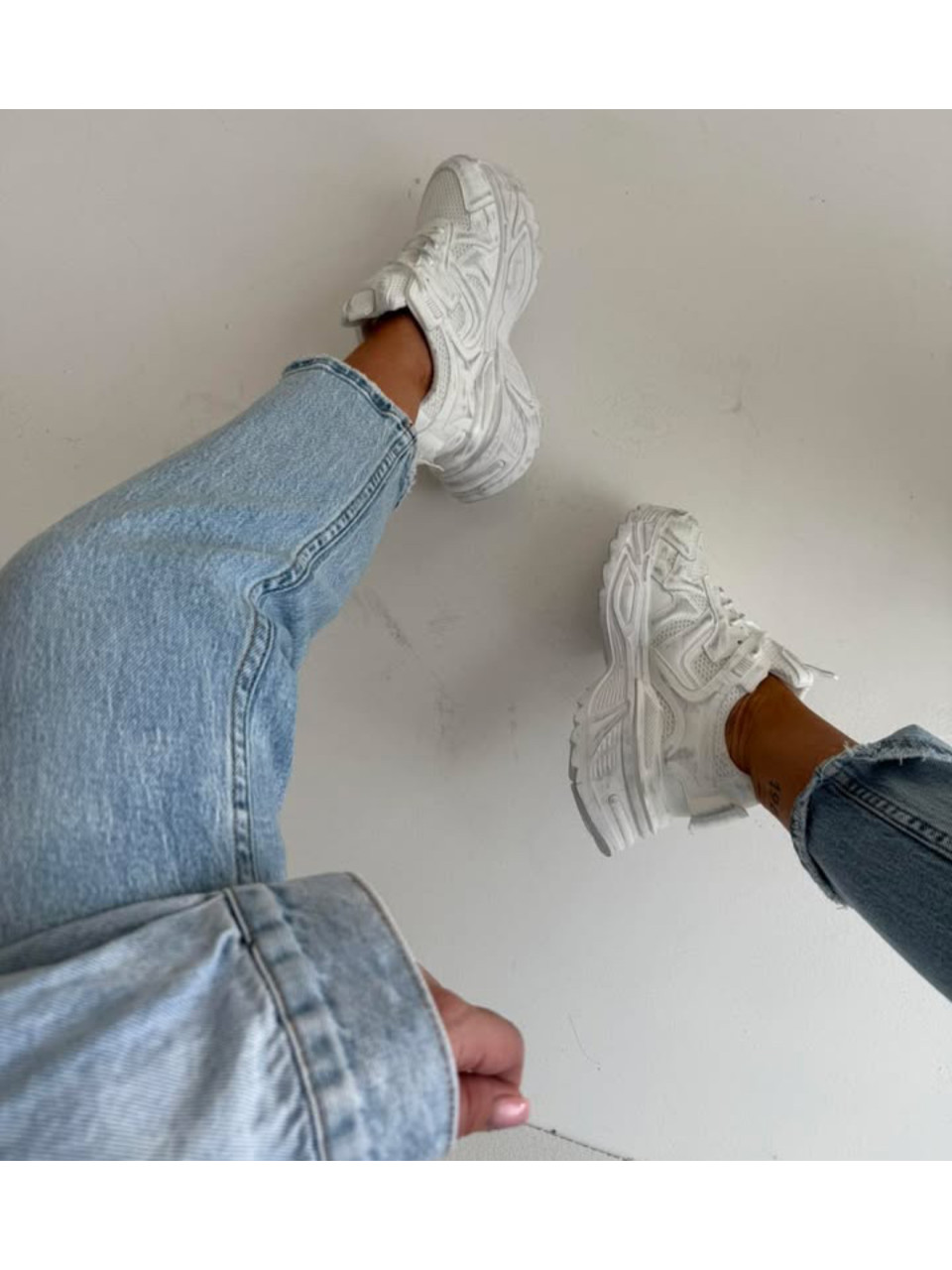 Adidasy przecierane BALENCIA White