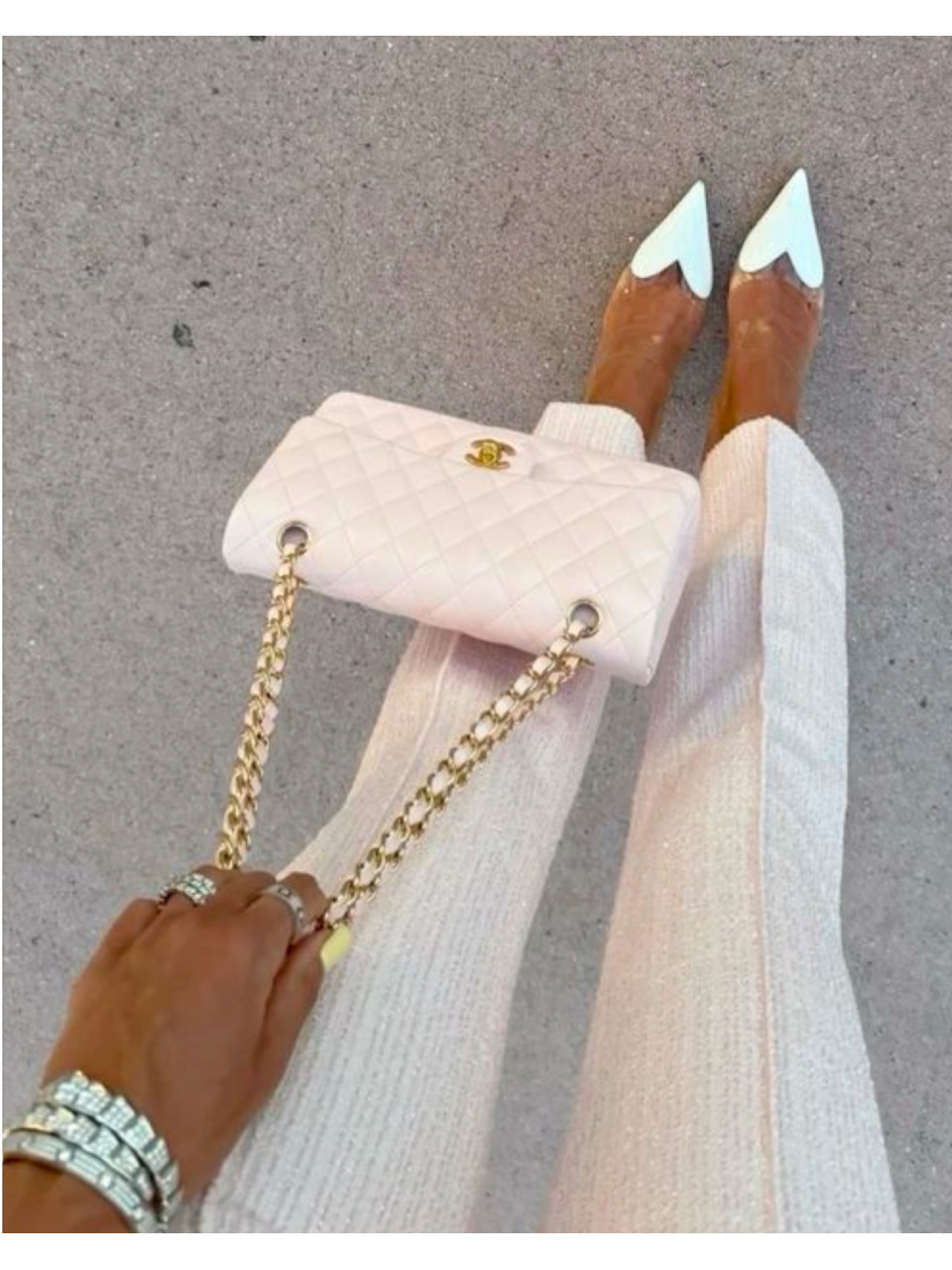 Białe Serca transparentne czółenka