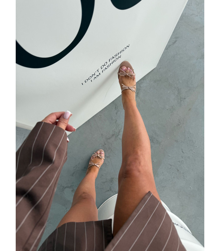 Klapki Na Obcasie Kokardki Beżowe