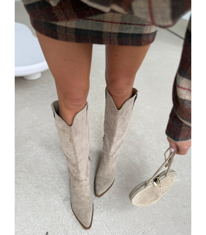 Beżowa Kowbojka Mell