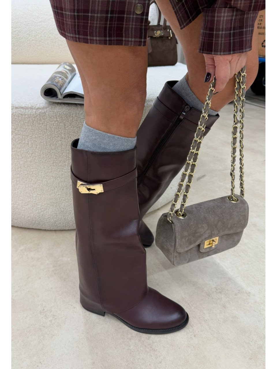 BORDOWE kozaki płaskie Hermi