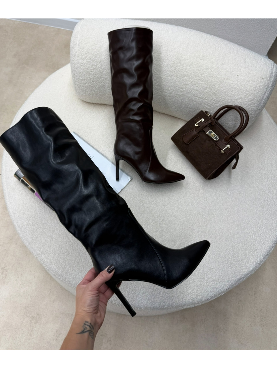 Piękne  kozaki na szpilce czarne Lili