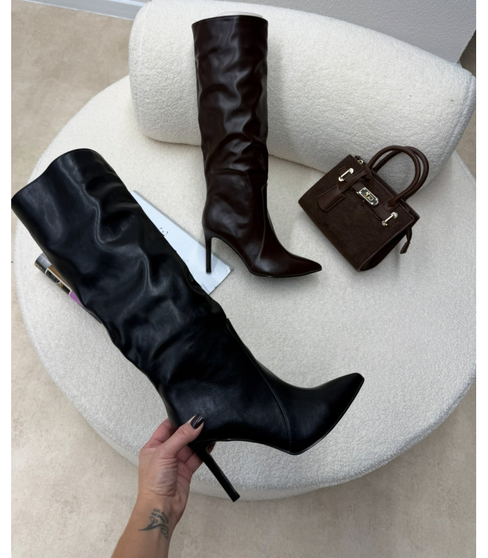 Piękne  kozaki na szpilce czarne Lili