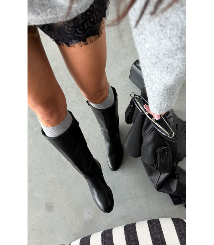 Oficerki Czarne Noble