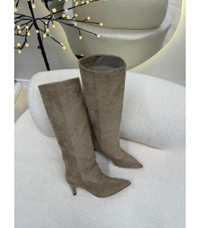 Zamszowe Beżowe Kozaki Sami K7