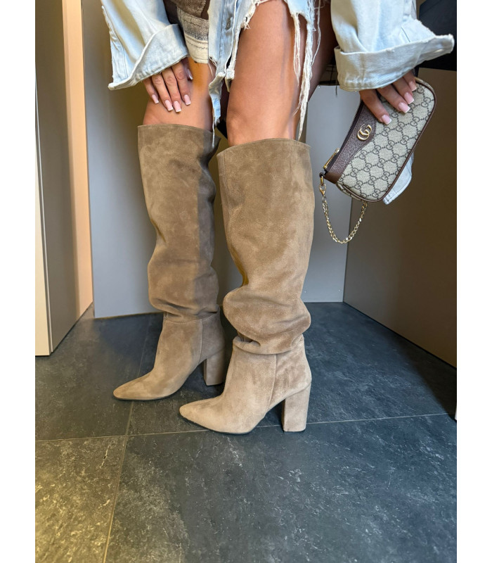 Kozaki Desert Długie Na Słupku Skóra