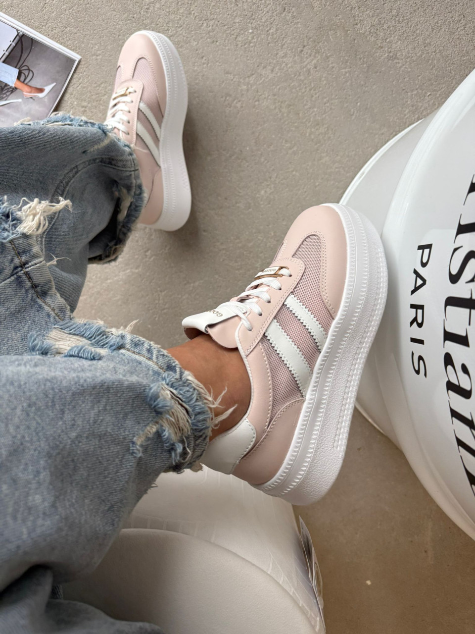Pudrowe Adidasy Skóra