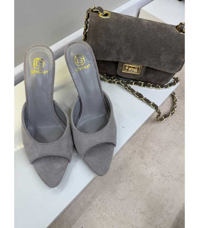 Klapki Camila Na Obcasie Szare