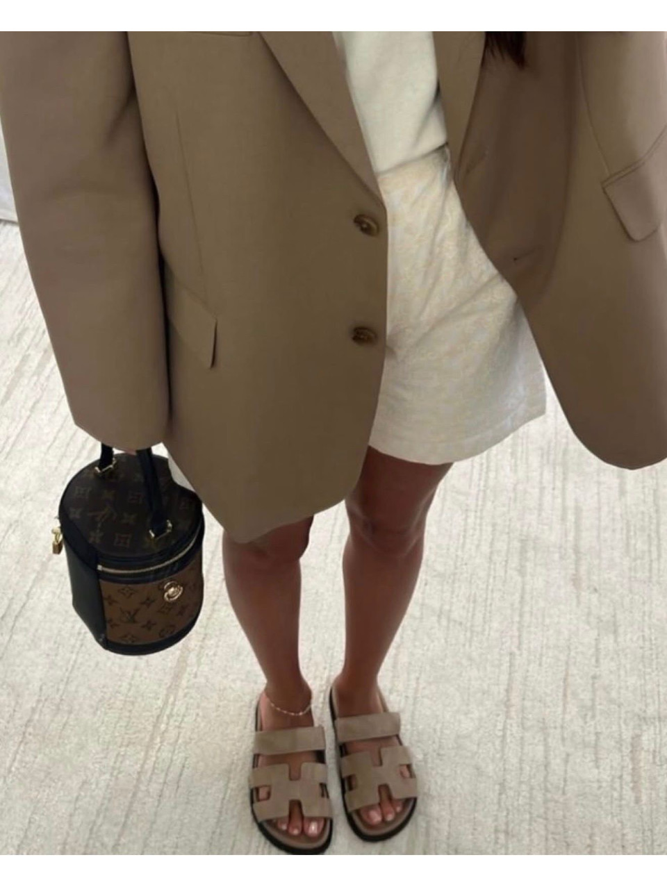 KLAPKI BEŻOWE eko zamsz HERMI