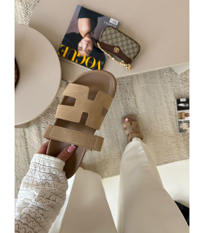 KLAPKI BEŻOWE eko zamsz HERMI