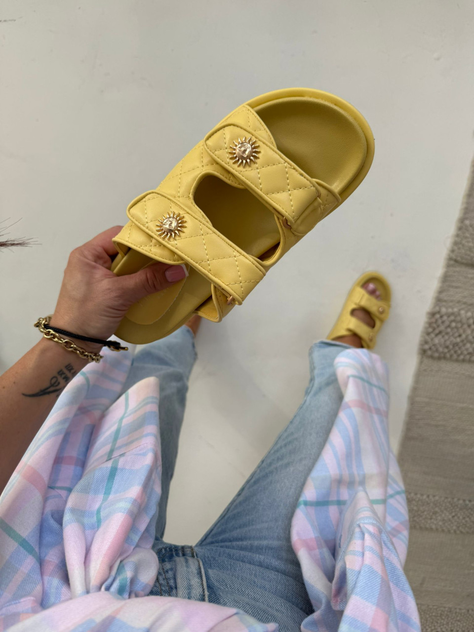 Żółte Klapki Sun