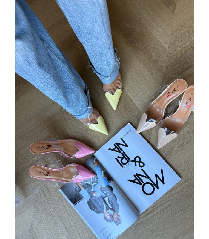 Serduszka Klapki Szpilki Beżowe