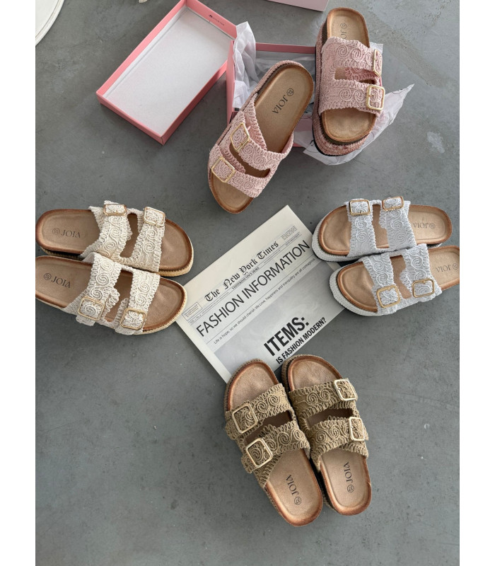 Plecione Pudrowe Klapki Na Platformie SS26