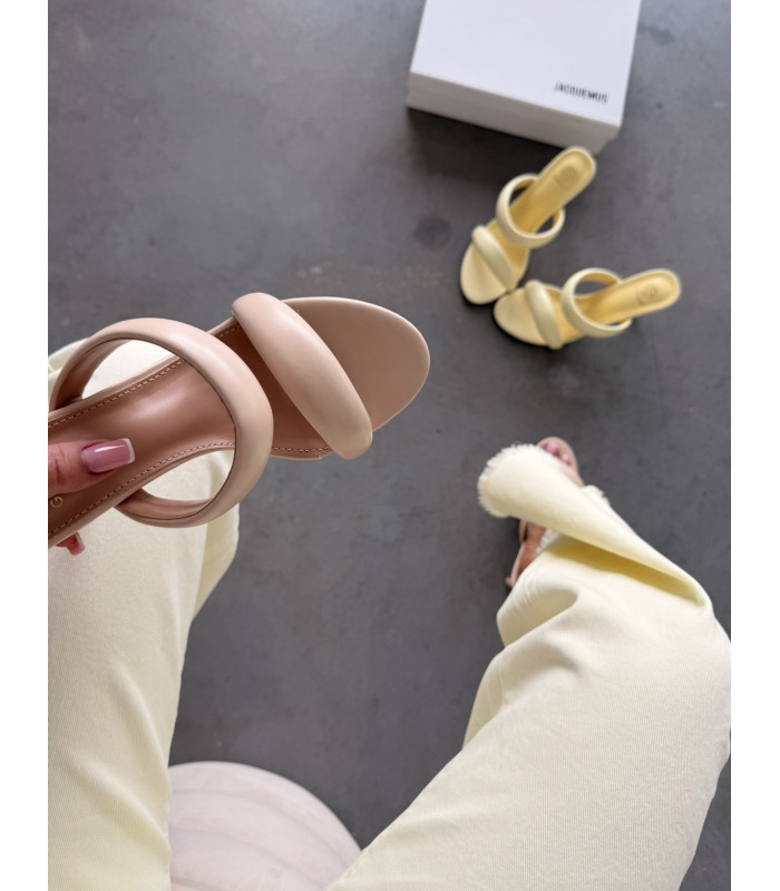 Dmuchane Klapki Na Obcasie Beżowe