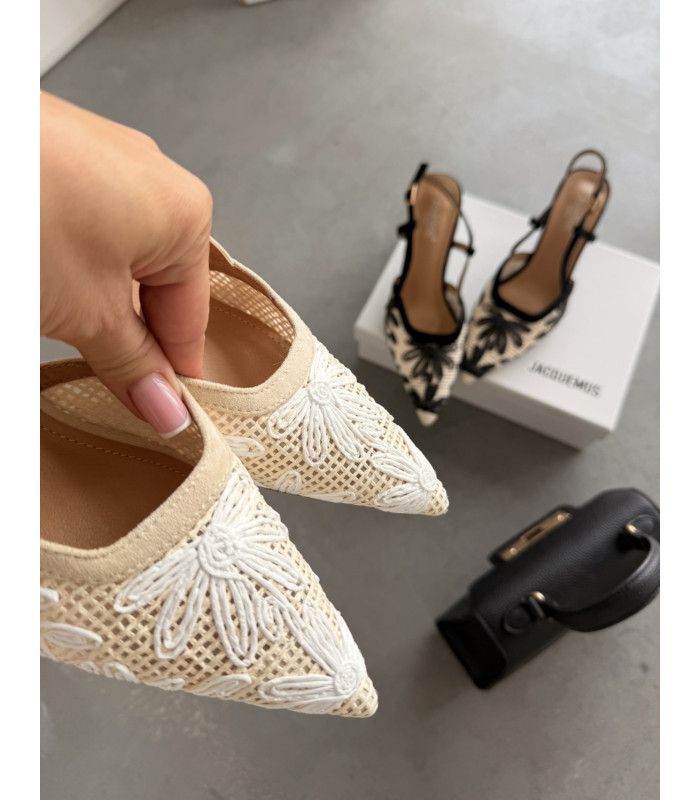 Haftowane Beżowe Szpilki