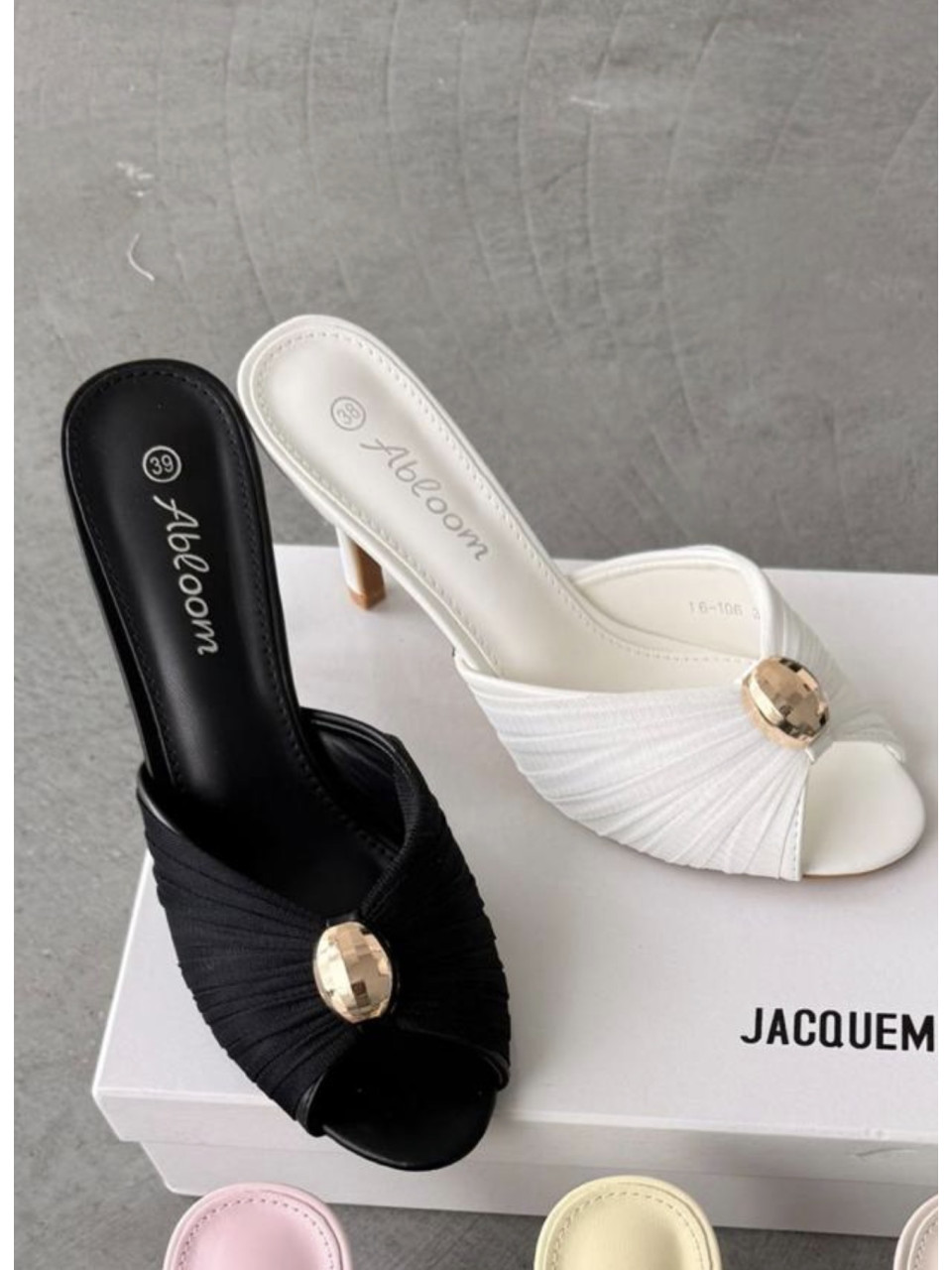 Klapki Silky Touch Czarne