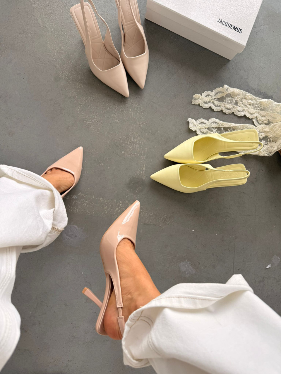 Szpilki Elegant Touch Beżowe Lakierowane