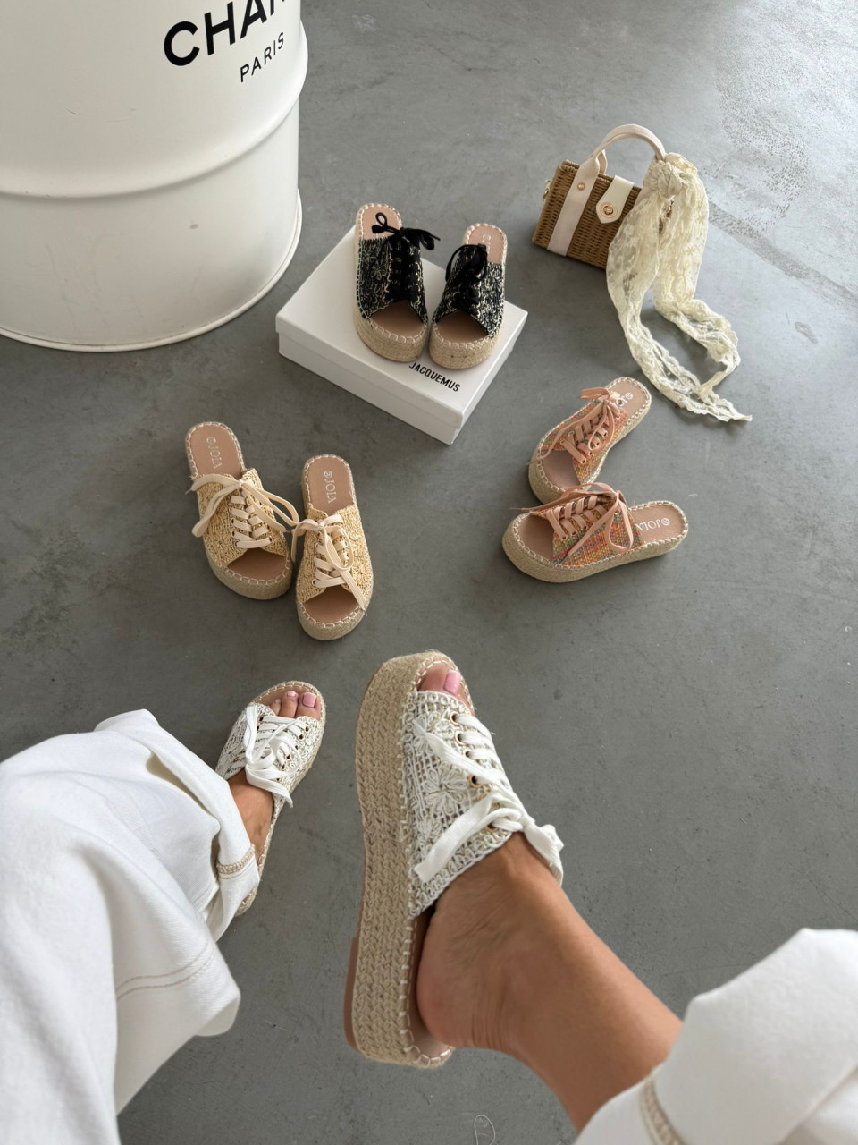 Klapki Eden Na Platformie Białe