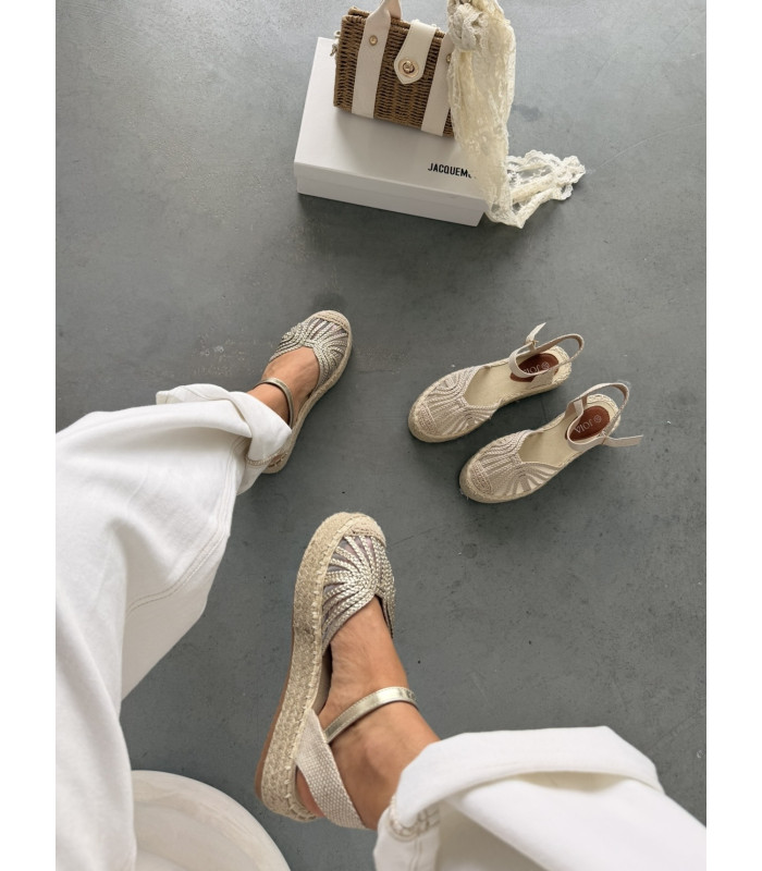 Beżowe Espadryle Apulia