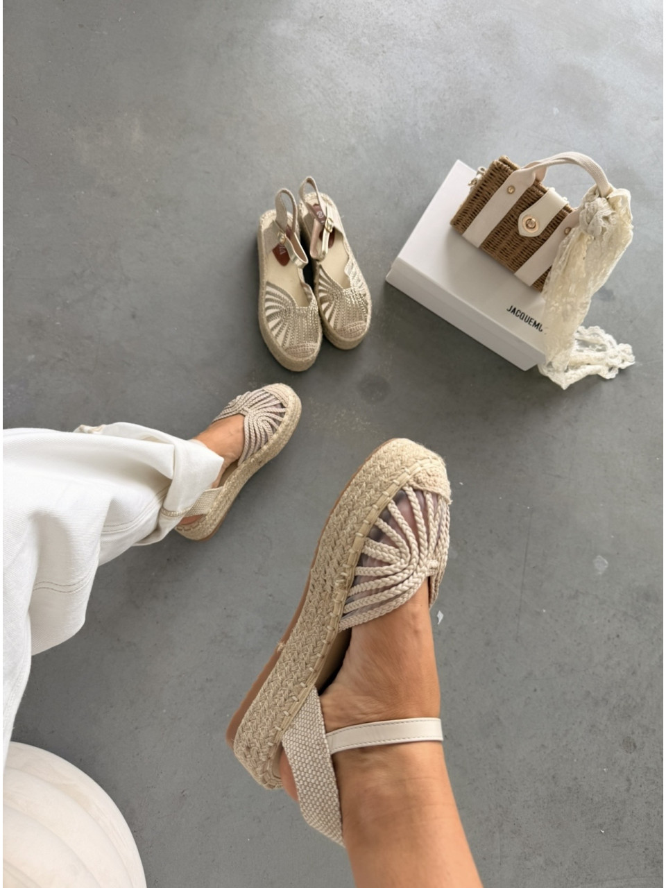 Beżowe Espadryle Apulia