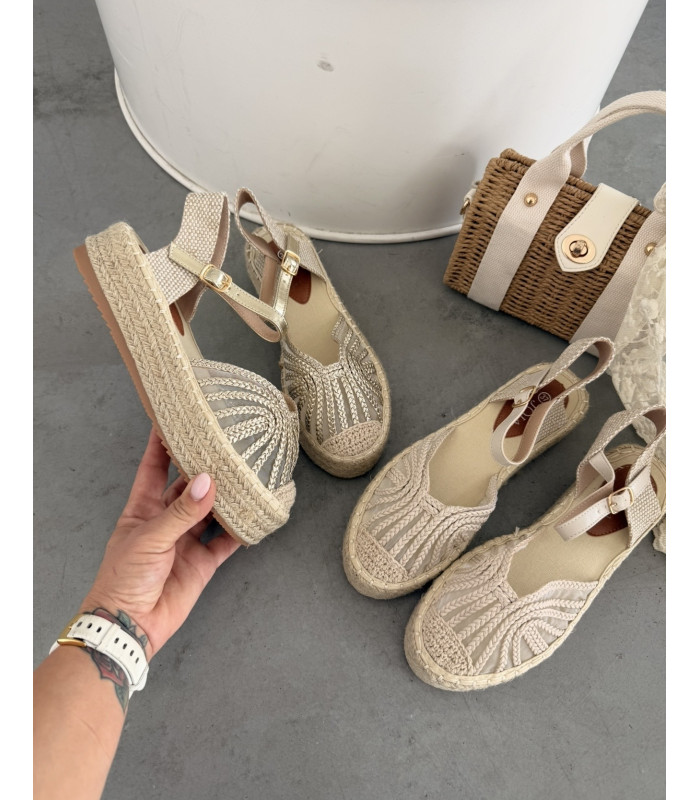 Złote Espadryle Apulia