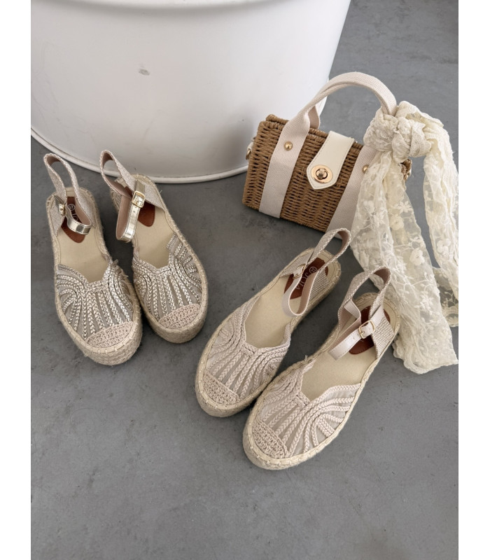 Złote Espadryle Apulia