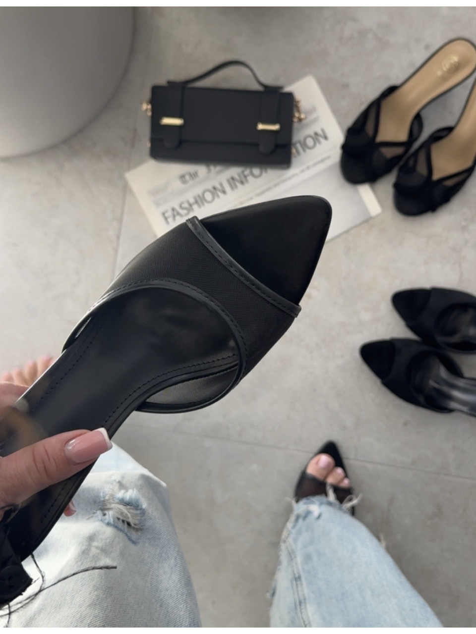 KLAPKI Camila czarne siateczka