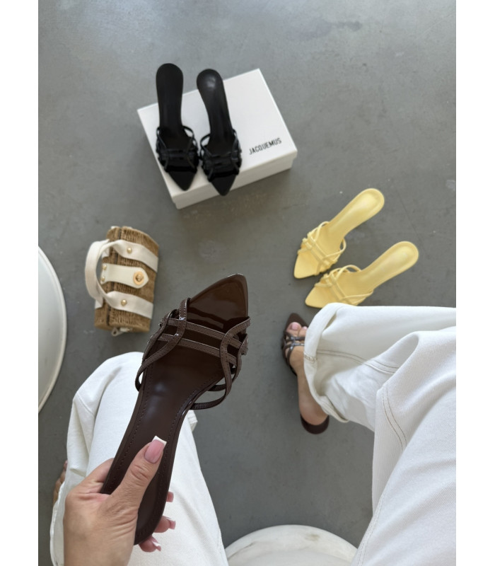 Klapki Szpilki Milano Strap brązowe