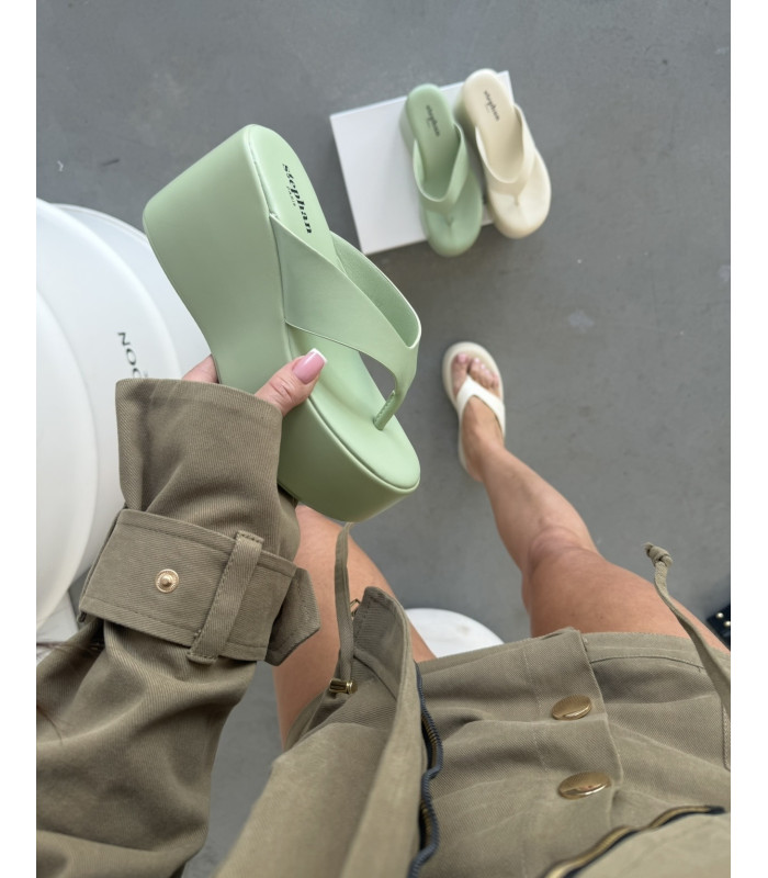 Japonki Matcha Na Platformie