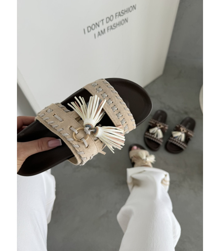 Frędzle Klapki Brąz